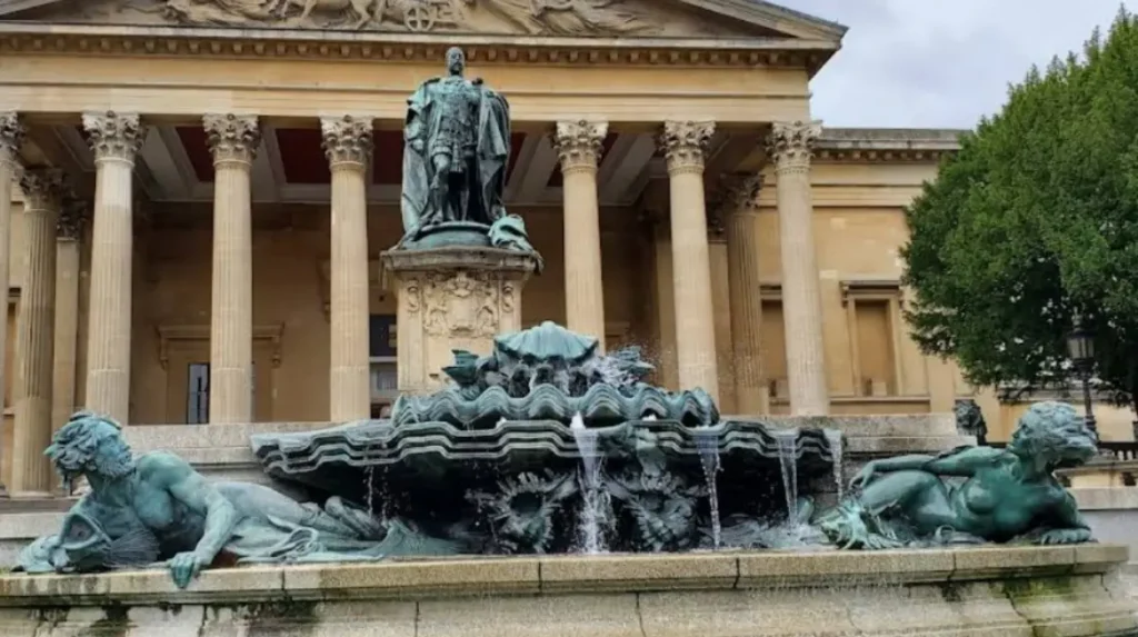 What Is Bristol England History, Attractions, and Visitor Guide