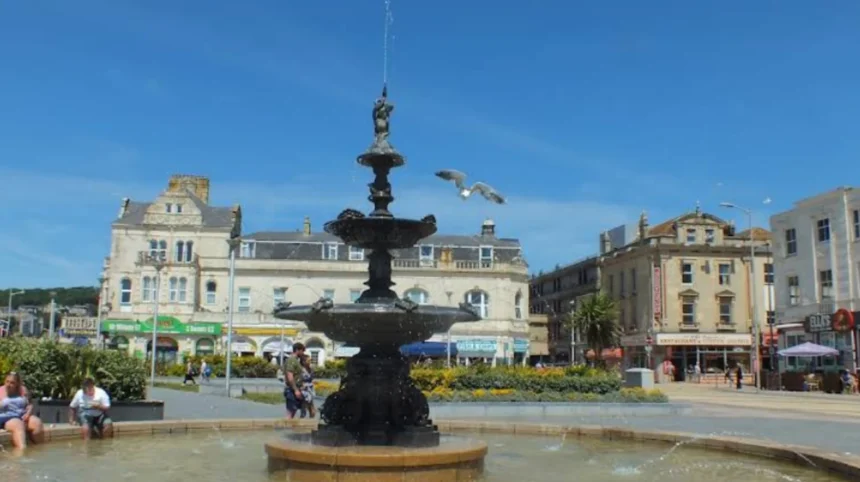 What Is the Best Way to Plan a Visit to Weston-super-Mare