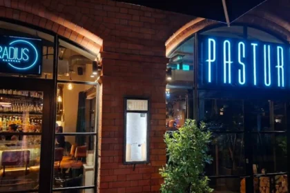 Best Takeaways in Bristol: Food, Delivery, and Local Favorites