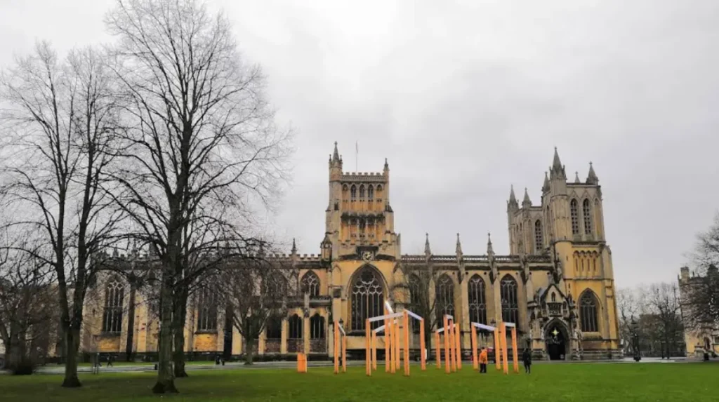 How should families plan a Bristol trip?