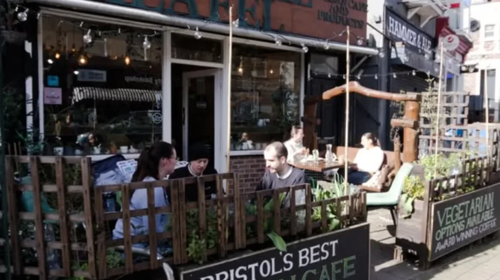 What Are Vegan and Vegetarian Restaurants in Bristol?