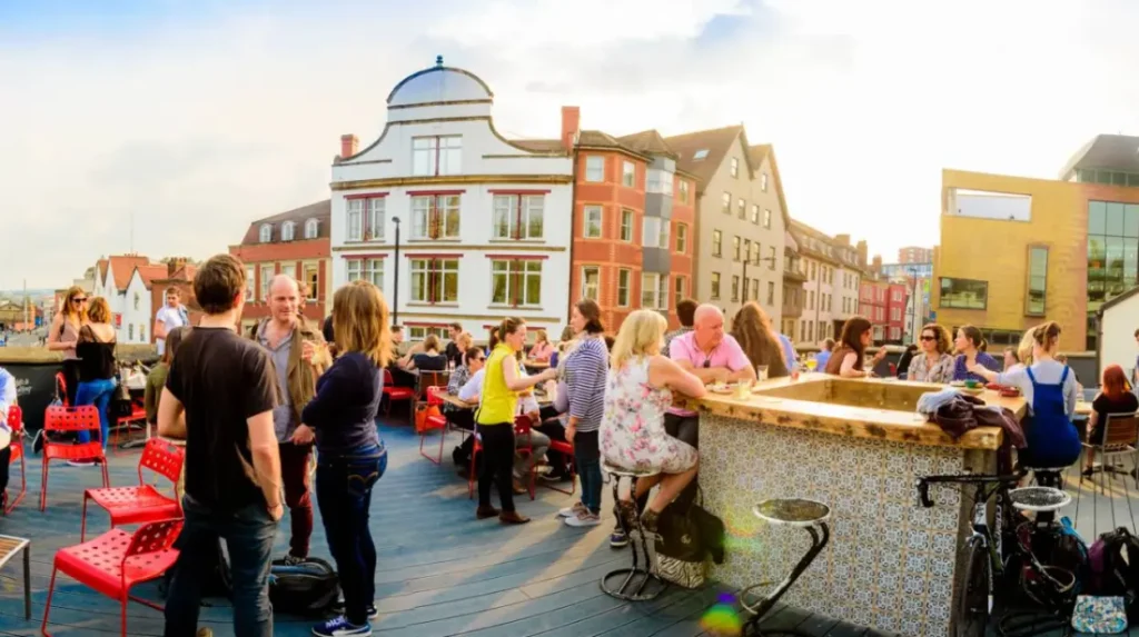 What are the best rooftop bars in Bristol?