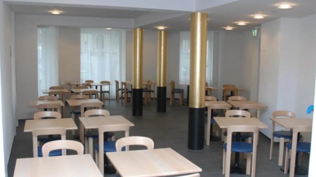 What is Hotel Bristol Zurich and Where Is It Located?
