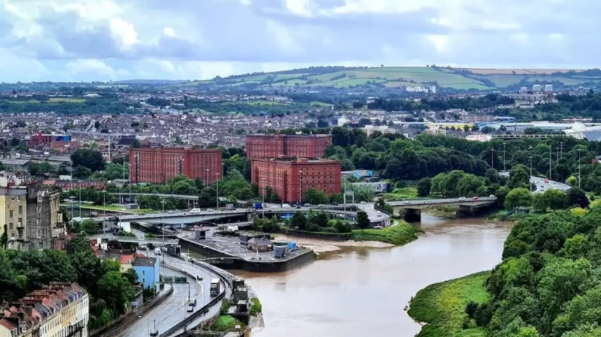 Moving to Bristol Guide: Costs, Best Areas, Transport, and Essential Tips