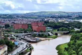 Retirement Living in Bristol: Housing Options, Costs and Local Areas