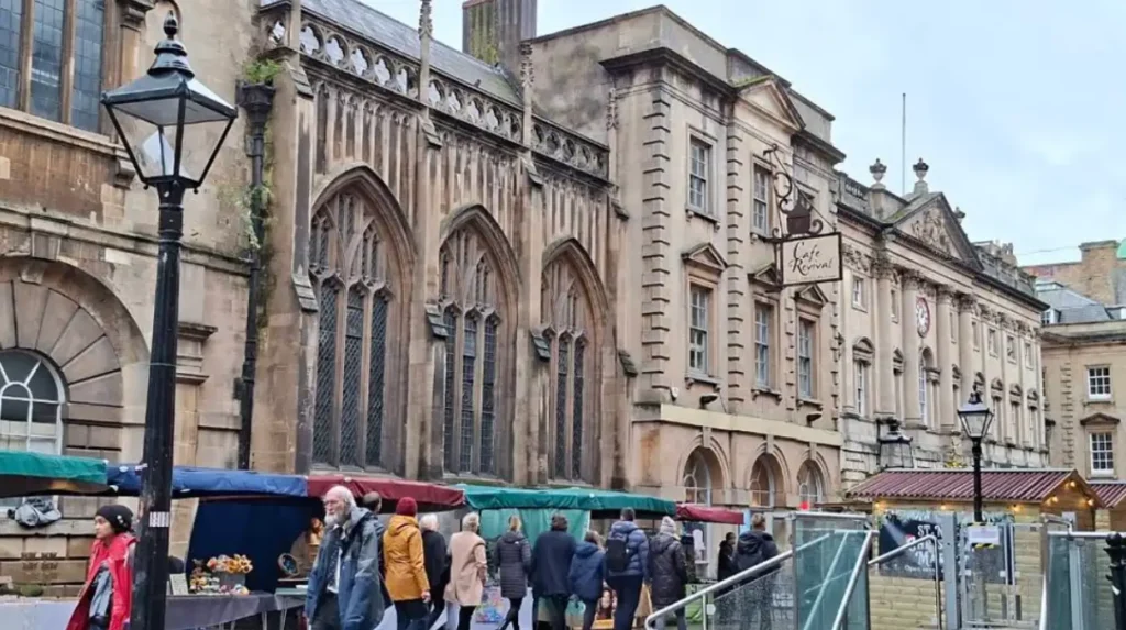 What Are the Best Date Ideas in Bristol for First-Time Couples?