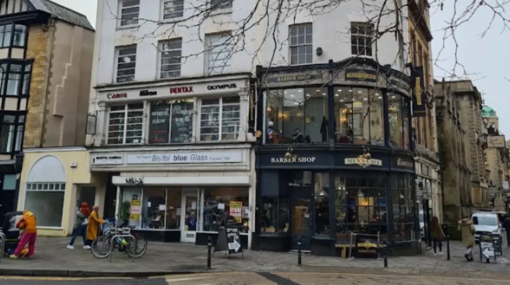 What Transportation Options Connect Bristol Date Venues?