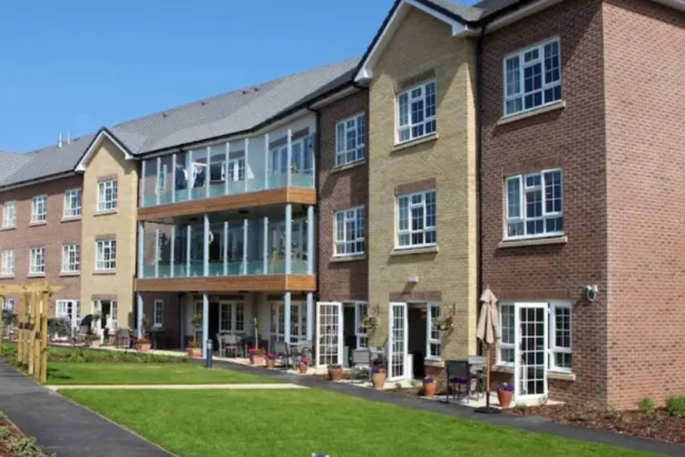 Bristol Care Home Closure Threatens Dementia Services as Union Warns 2026