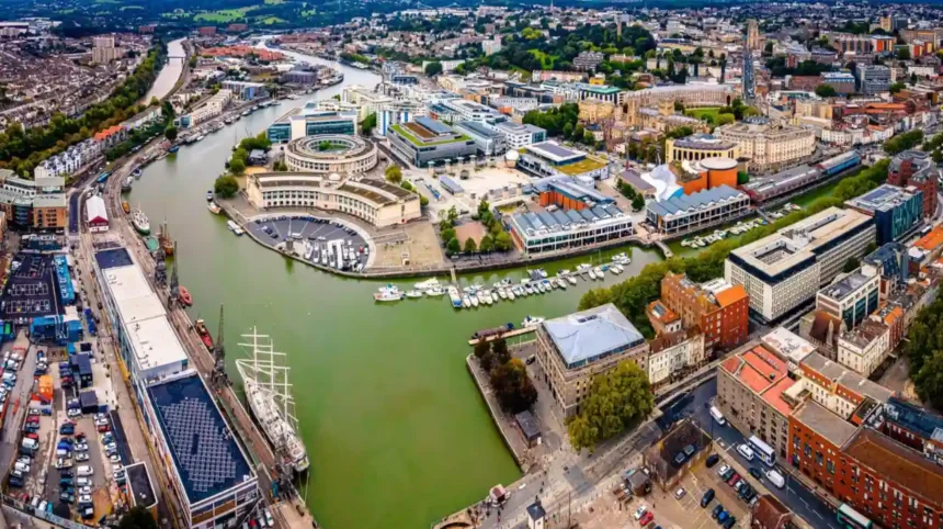 Guide to Bristol City Centre Attractions, History & Travel Bristol 2026