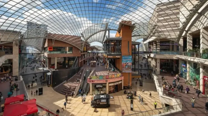 Shopping in Cabot Circus Area, Bristol