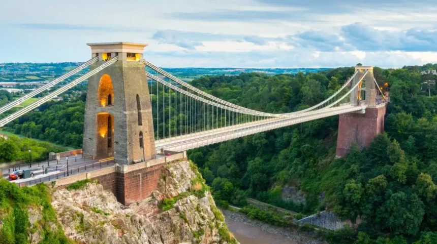 Newcomer’s Guide to Bristol Attractions, History and Travel